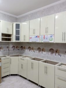 رقم فني المنيوم هندي 99880995 -فني المنيوم الكويت-افضل فني المنيوم الكويت-تفصيل المنيوم- فني المنيوم مطابخ-ارخص فني المنيوم-فني المنيوم وشتر الكويت 9 فني تركيب المنيوم الكويت